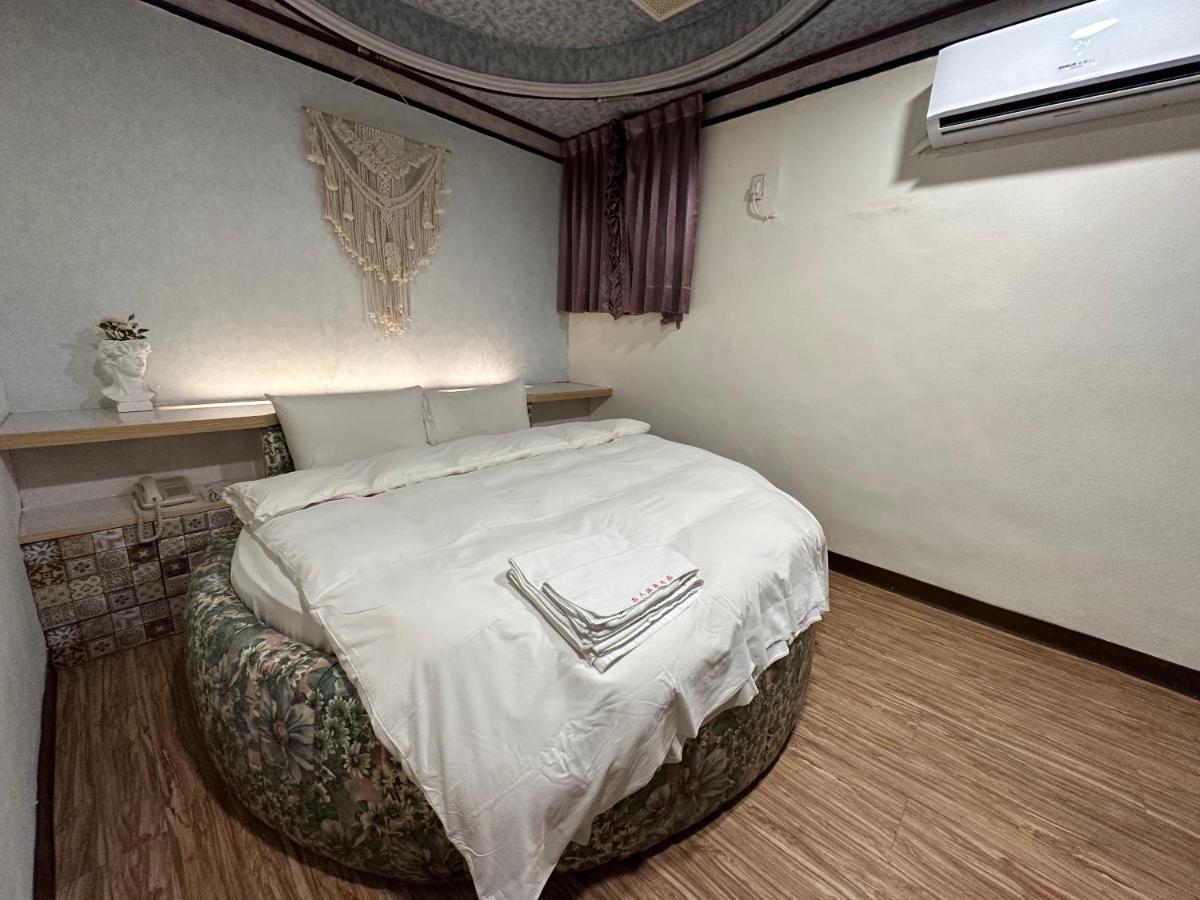 Ming Ren Hotspring Hotel 자오시 외부 사진