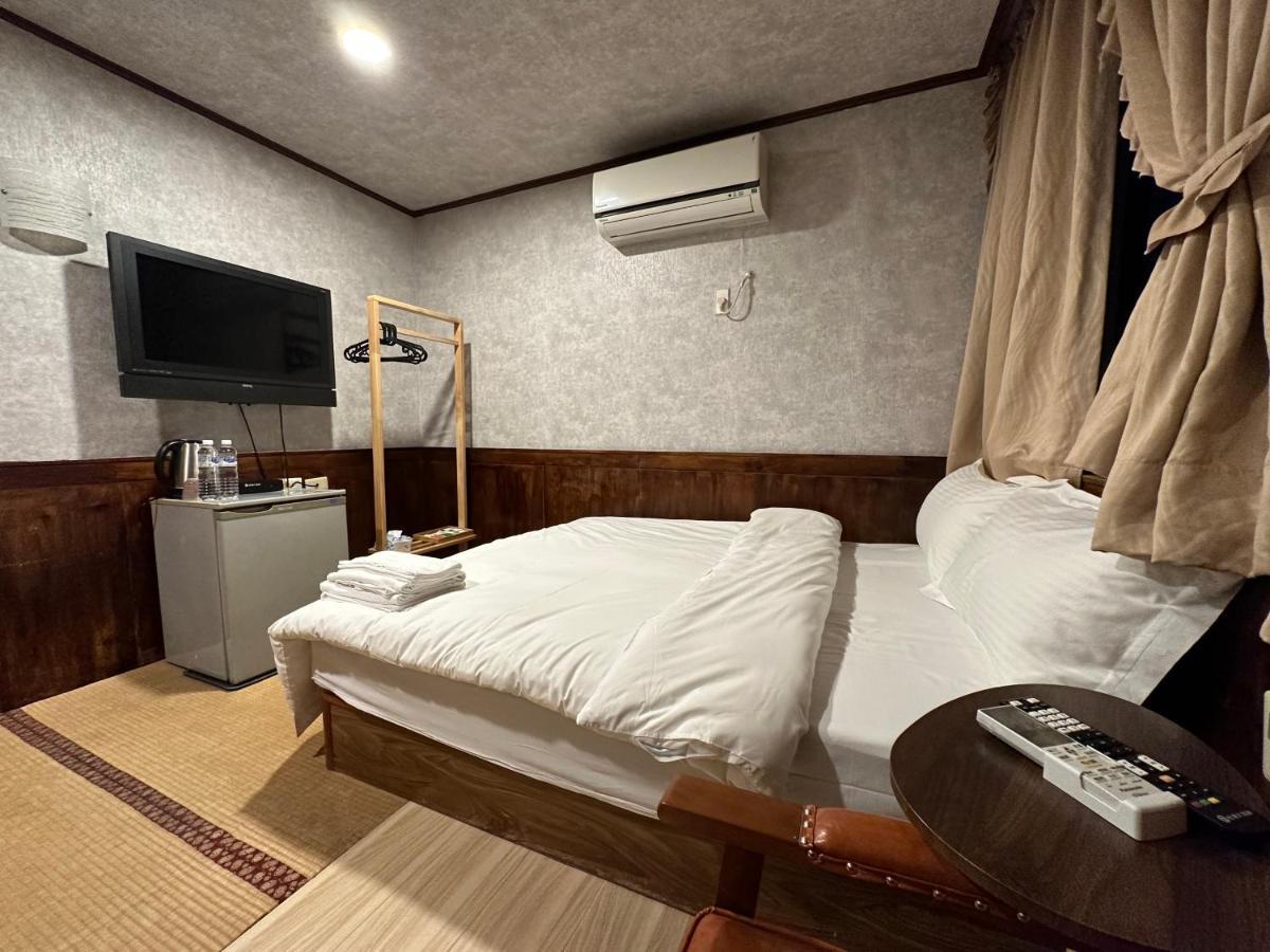 Ming Ren Hotspring Hotel 자오시 외부 사진
